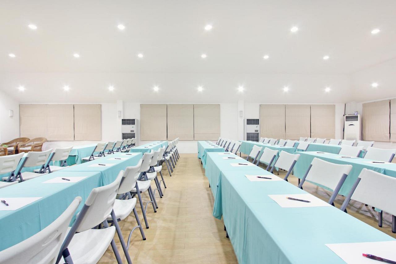 Meeting/Seminar room